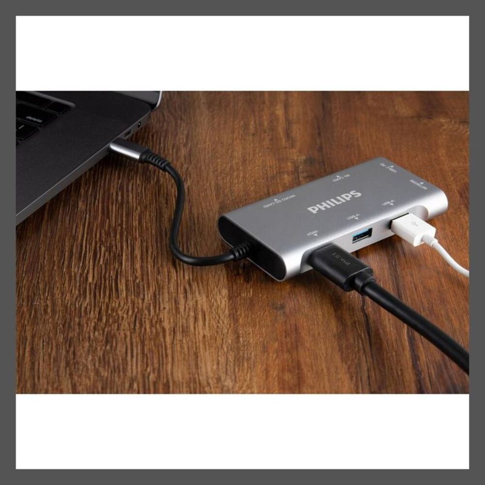 Philips - Elite Plus USB-C Multiport Power Adapter C Silver - Picture 3 of 4